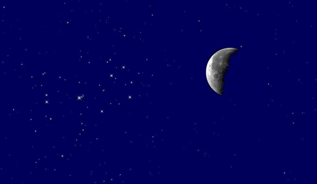 Lună lângă Pleiade: Prietenii stelelor se unesc