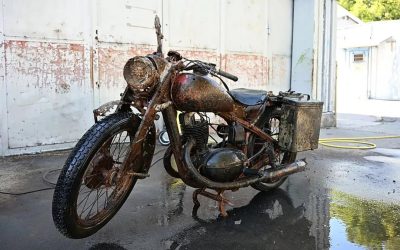Comori din Dunăre: Motocicletă W.W.II „nouă”, cu soldați Wehrmacht