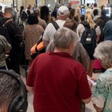 Spania blochează Italia: Cozi uriașe în aeroporturi