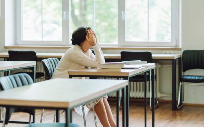 Profesora cu pensie grasă, 17 ani concediu medical