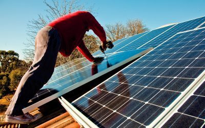 Prosumatorii români: Câți au panouri solare conectate la rețeaua națională