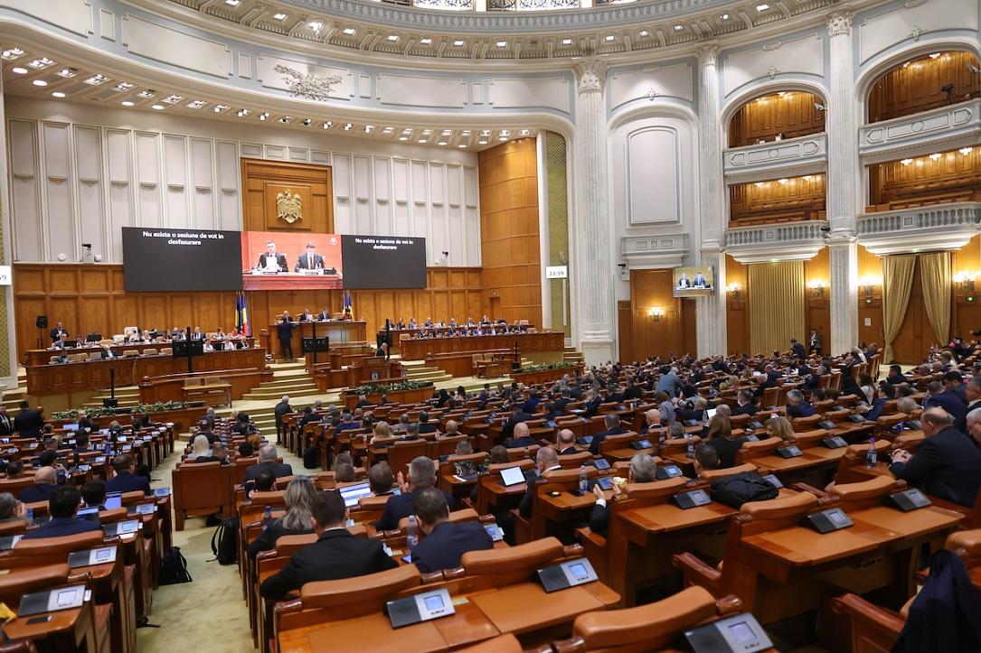 Parlamentul blochează fonduri UE: Legea decarbonizării, pe muchie de cuțit