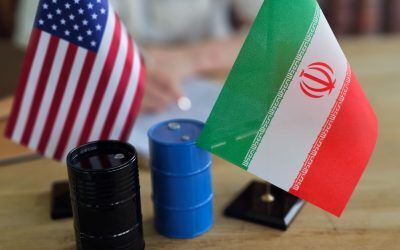 Petrolul scade, SUA anunță noi sancțiuni grele pentru Iran