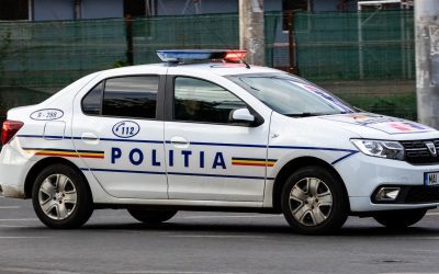 București: Percheziții la salon de masaj, patru proxeneți reținuți