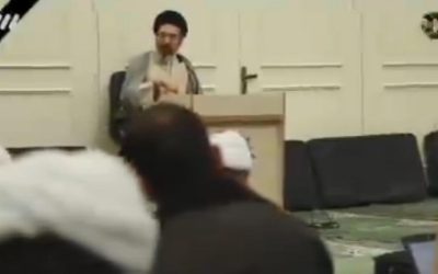 Iran: Imagini cu Ayatollahul Khamenei, mister pe bandă rulantă