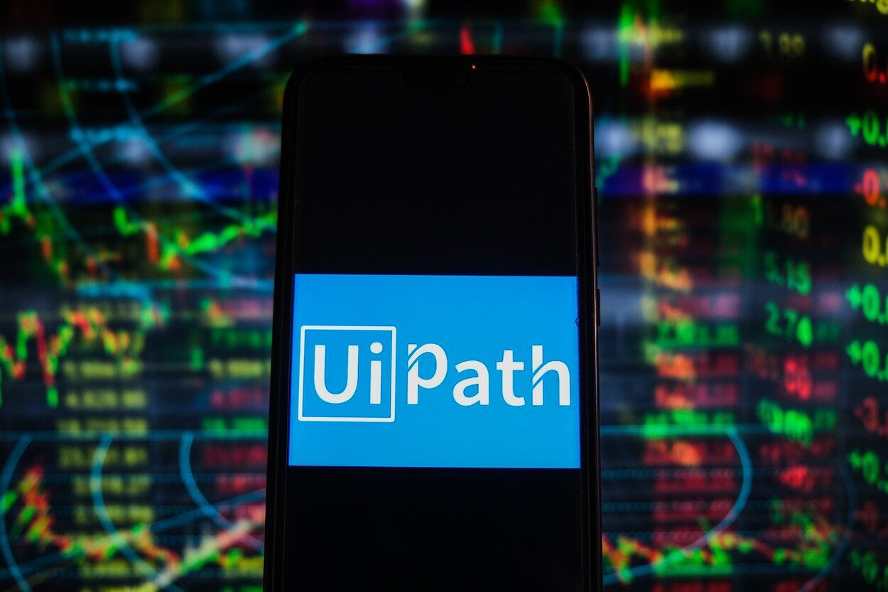 Google nu vinde UiPath: 7 milioane de acțiuni, valoare prăbușită