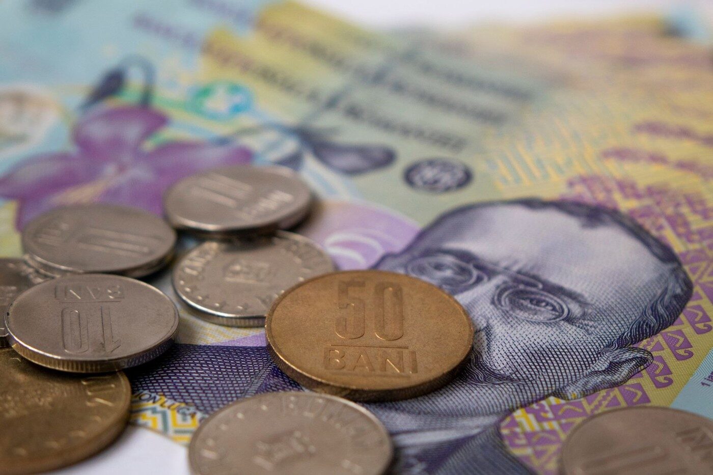 Mărire salarială: Greșeala care te costă mii de lei la negociere