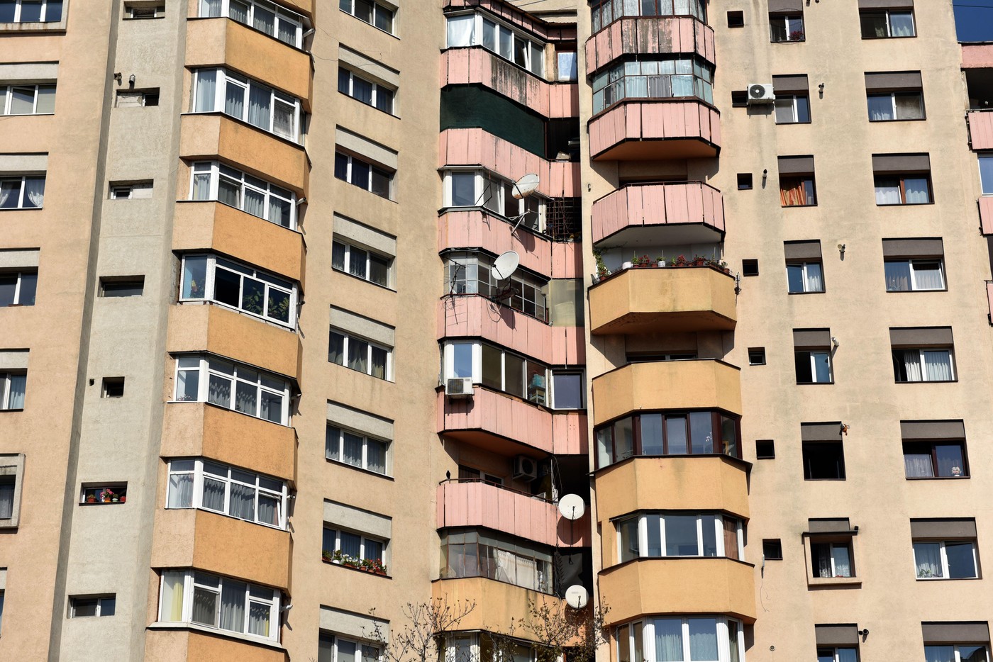 Etajul tău: Facturi la curent mari din cauza caniculei