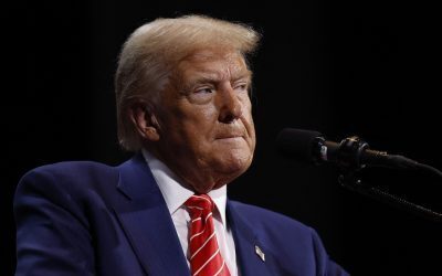 Trump: Zvonuri despre vizita lui în România, false