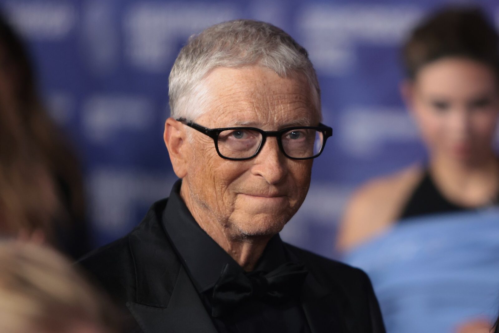 Gates, avertismentul sumbru: AI distruge locuri de muncă, guvernele nu-s pregătite