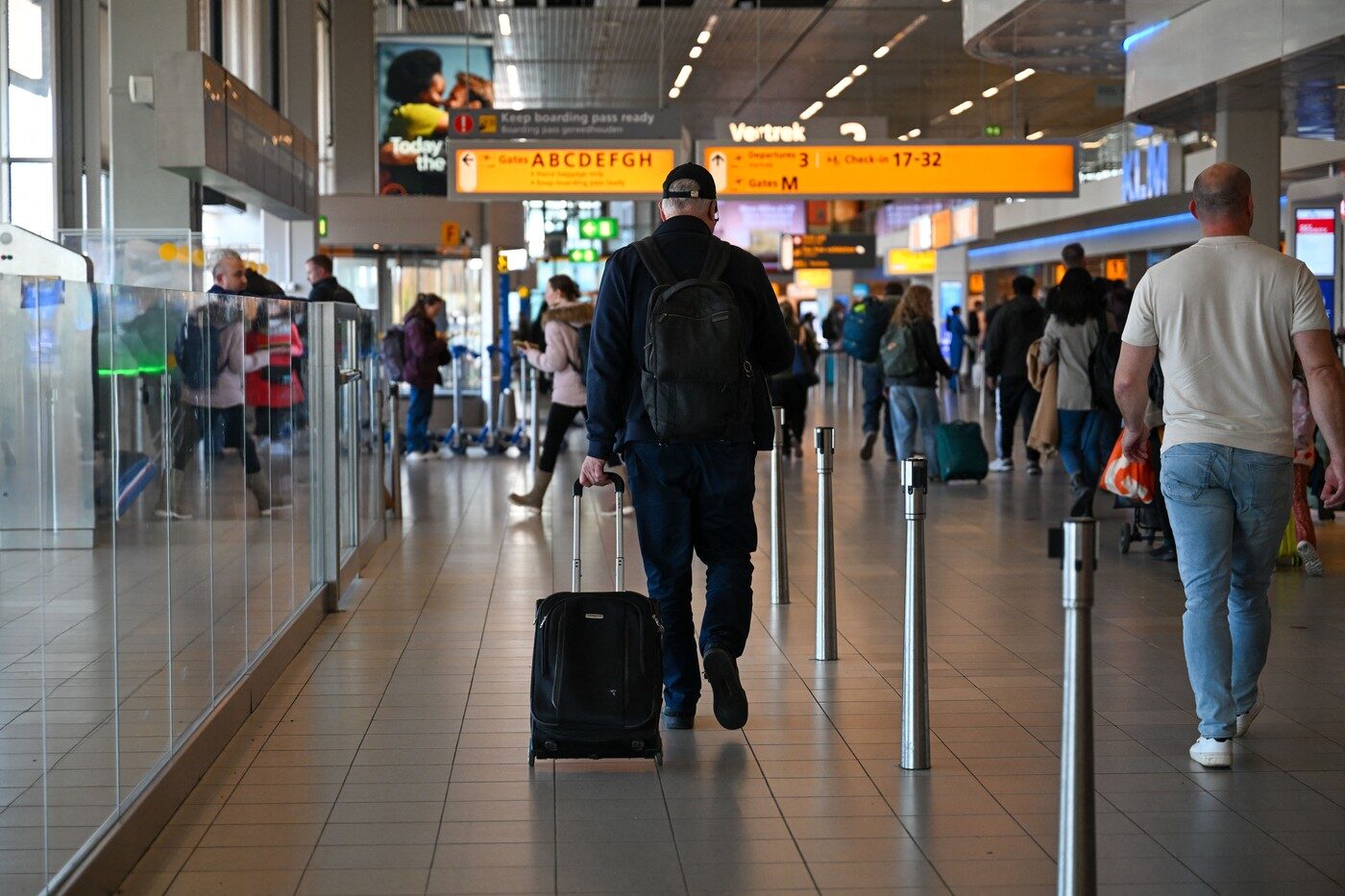 ETIAS amânat: Turiștii scapă de o nouă taxă, dar cine plătește