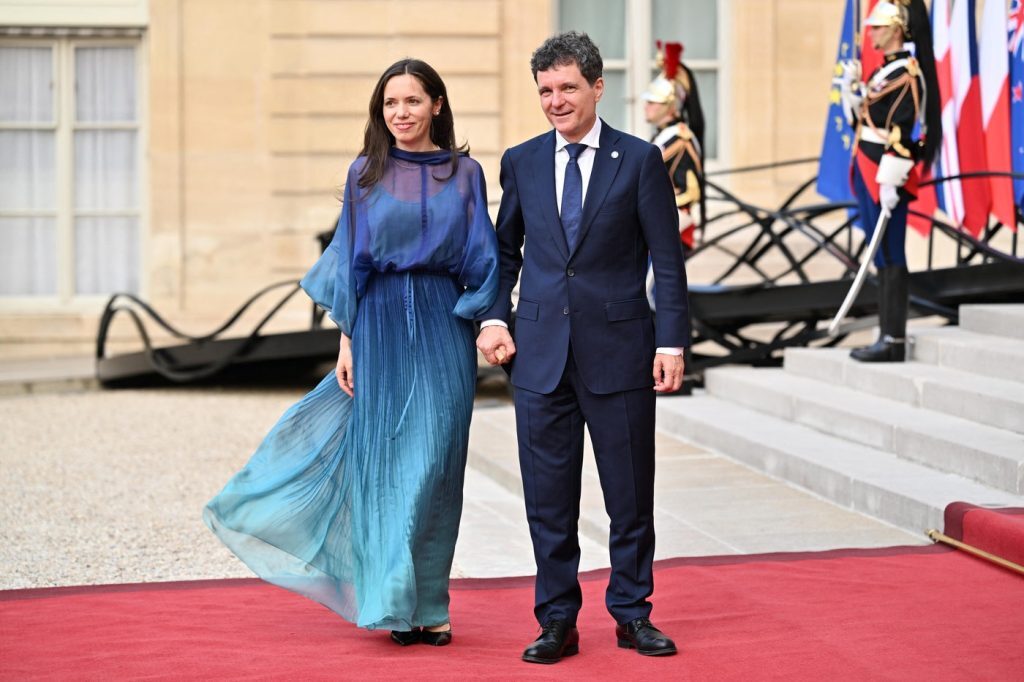 Salariile lui Mirabela Grădinaru și Nicușor Dan: Cât câștigă lunar