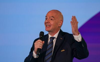 UEFA cere socoteală lui Infantino și FIFA