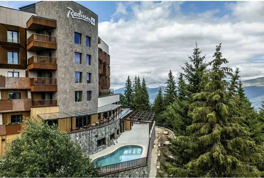 Radisson Blu Cota 1400: Sinaia, primire internațională de lux