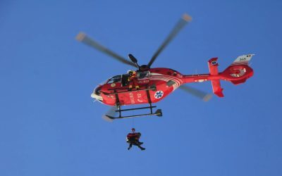 Alpiniști germani, tată și fiu, salvați în premieră în Bucegi