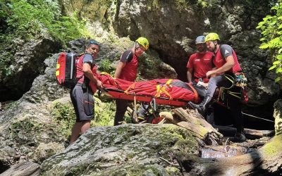 Făgăraș: Adolescent inconștient, salvat de salvamoniști