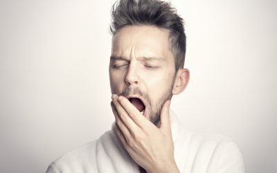 Somnul de după-amiază: Află de ce te moleșești și cum să scapi de oboseală