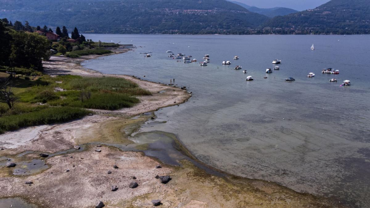 Lacul Maggiore seacă, elvețienii trimit apă din Lugano
