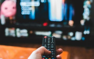 Televizorul distruge creierul: Cum te protejezi
