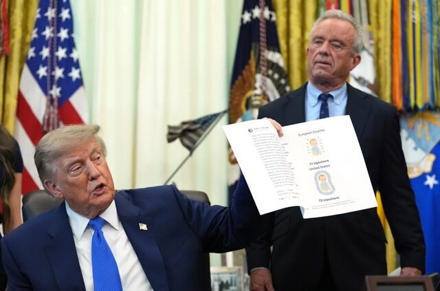 Trump, decret controversat: Rărește vaccinarea copiilor, leagă vaccin și autism