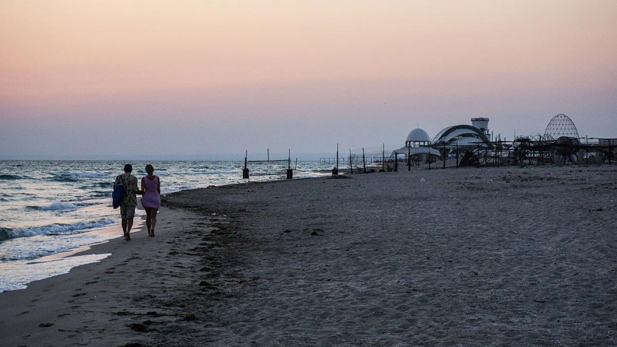 Putin trimite soldați să ghideze turiști ruși în vacanță