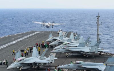 Trump, revoluție navală: Nave construite-n străinătate, catapulte cu aburi