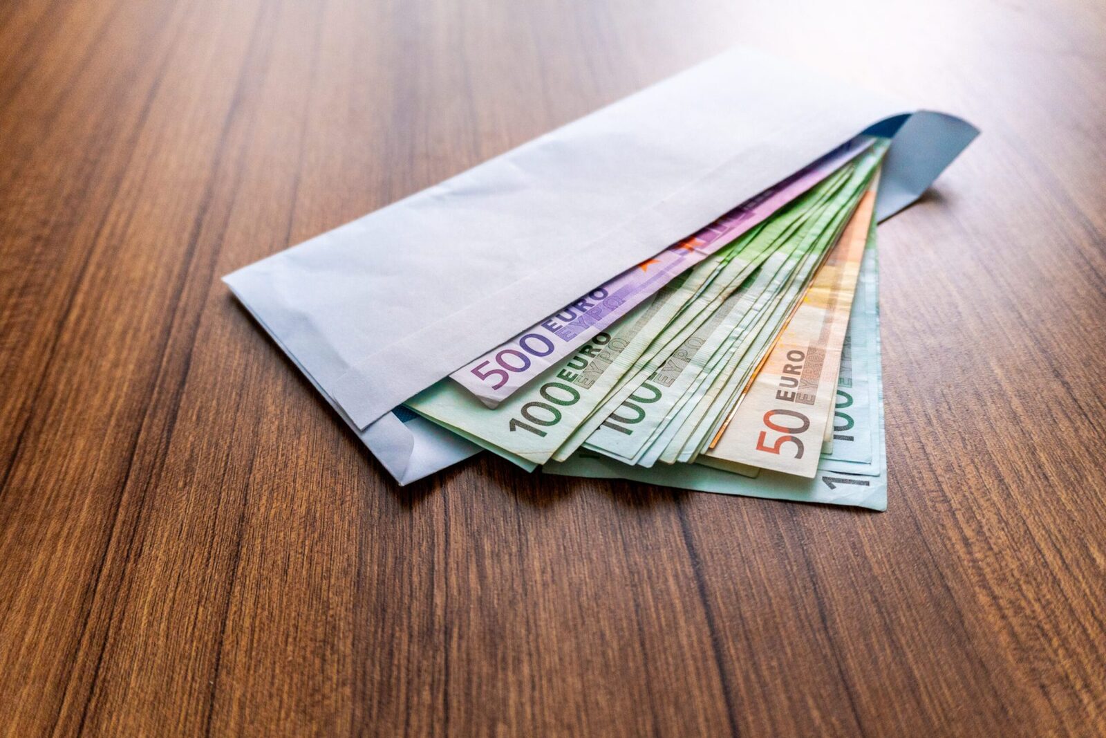 Pensionari fără datorii: Metoda simplă care uimește