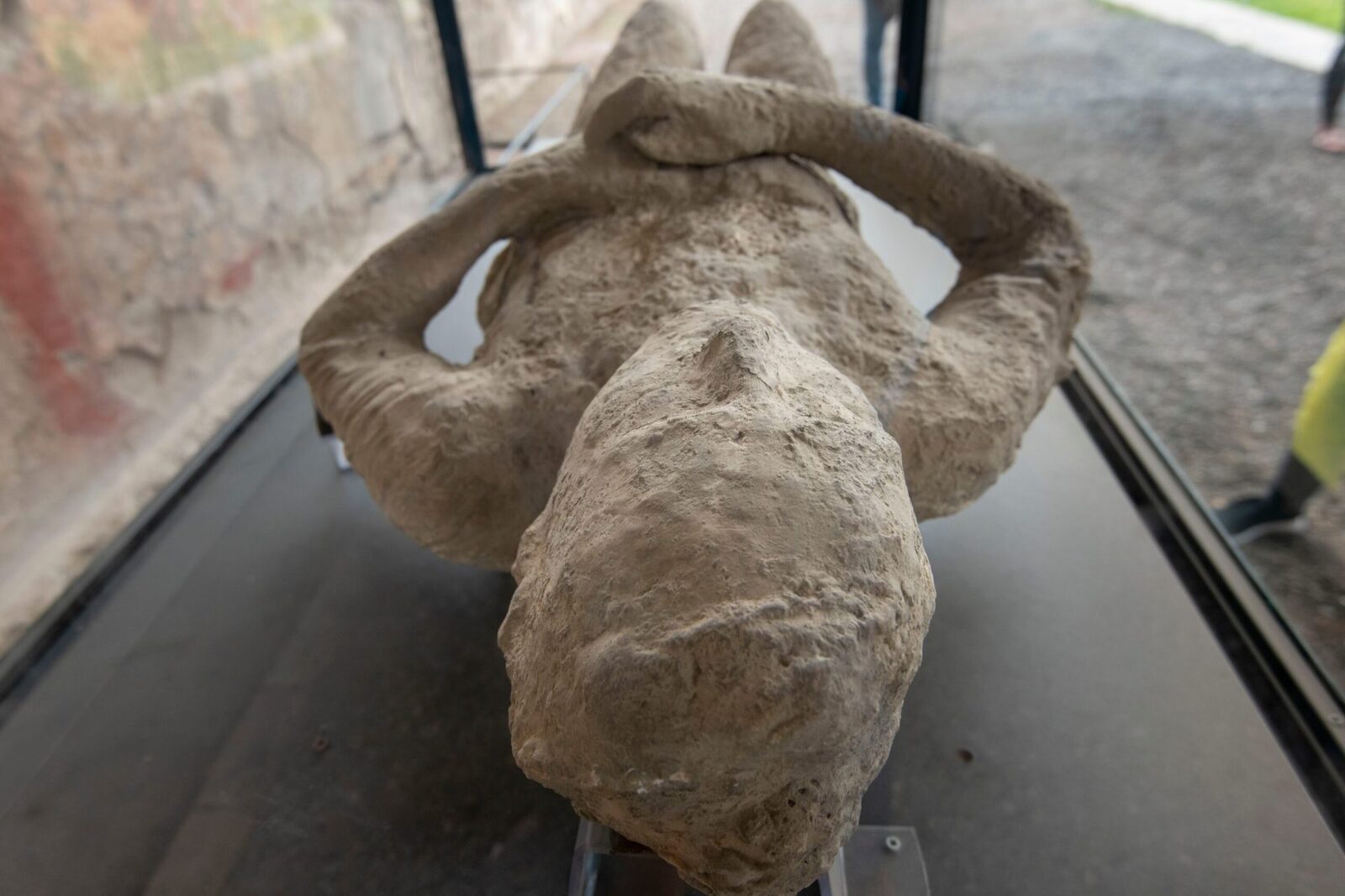 Pompei: Lâna Groasă Demontează Ipoteza Erupției din August
