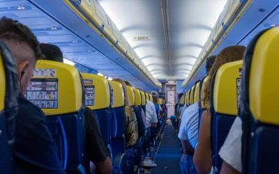 Aviație: Contractele ascund cine e angajatorul și unde merg banii