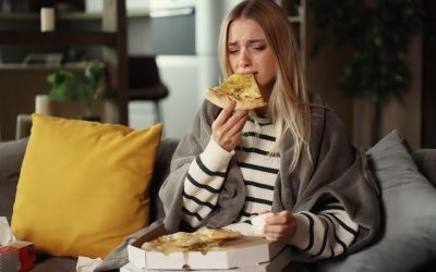 Românii și vinovăția: Peste 2/3 se simt prost după ce mănâncă mult