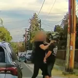 Accident teribil: Mașină lovind cu pumnul un e-scuterist