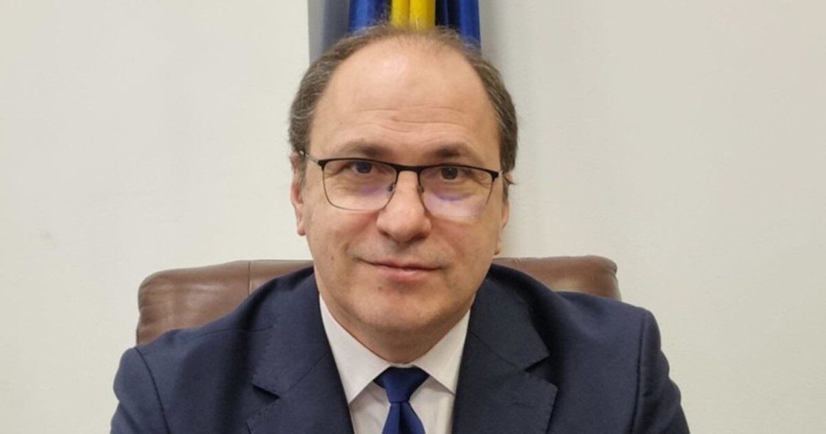 Școala fiului ministrului încalcă legea: Supraaglomerare, explică expert