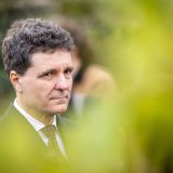 Părinți vs. Profesori: Cine știe mai bine cum se educă copiii