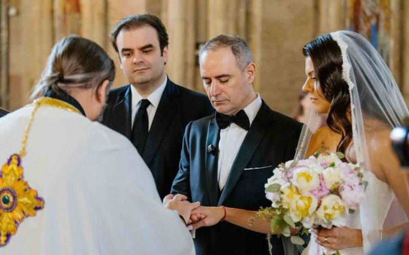 Nazare, cununie religioasă: Naș, ministrul grec al Finanțelor