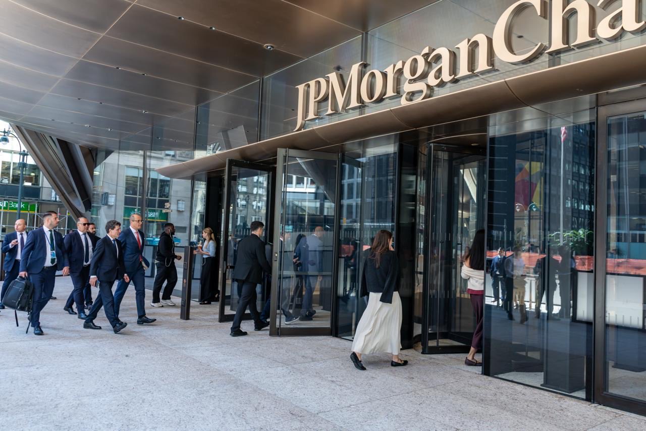 Nicușor Dan: Investitorii americani vizați de politicieni