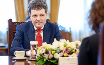 Nicuşor Dan: Tăierea burselor sociale, amânată. Decizii grele cu bani puțini