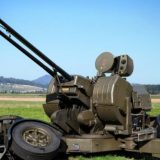 Rheinmetall: Sisteme antiaeriene ratate. Nicușor Dan explică