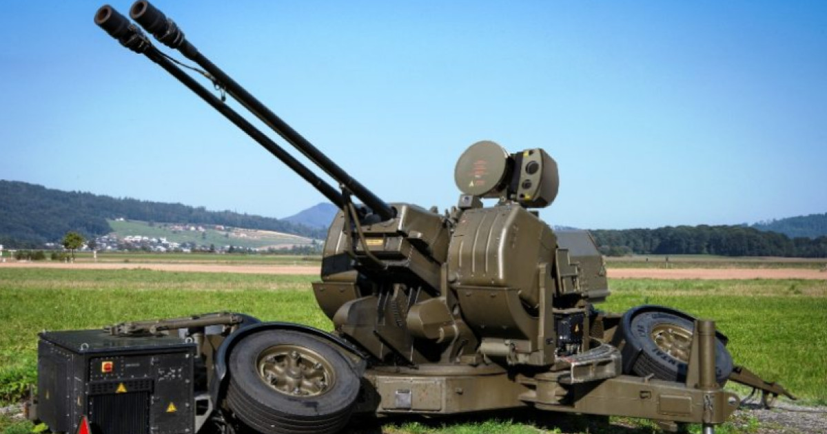 Rheinmetall: Sisteme antiaeriene ratate. Nicușor Dan explică