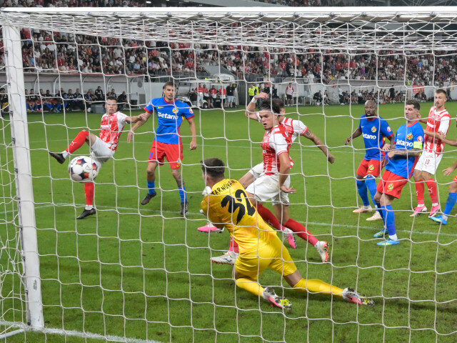 Dinamo – FCSB 2-1: Derby nebun cu roșu, goluri și ratări pe Arcul de Triumf