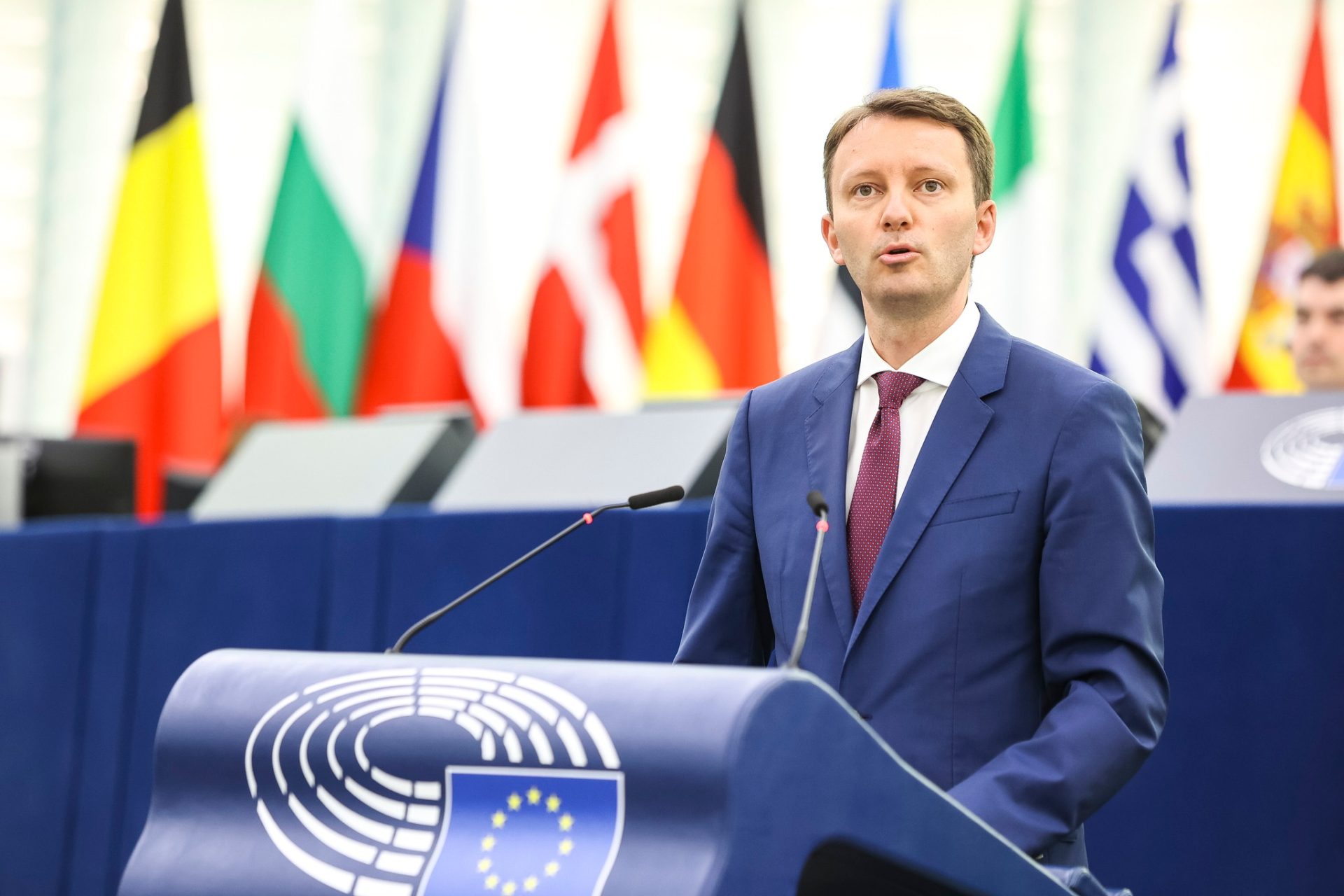 UE îl invită pe Mureșan: Canada, primul membru asociat