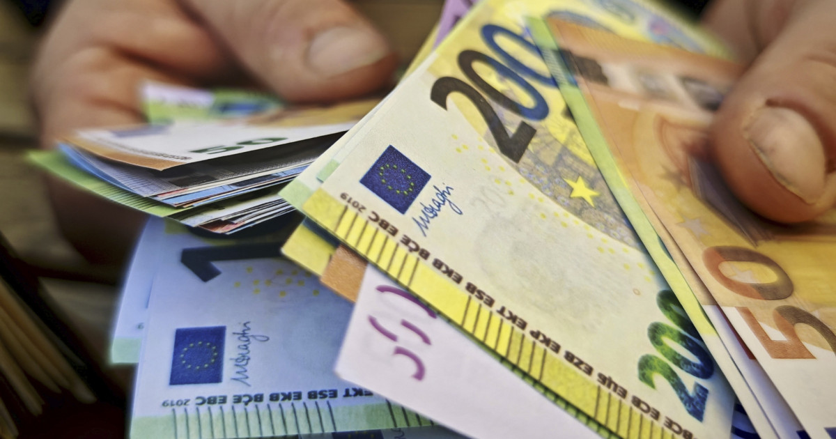 Rate mari în euro: România în fața unei crize interne