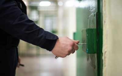 Prevenire droguri în închisori: Colaborare și studii noi