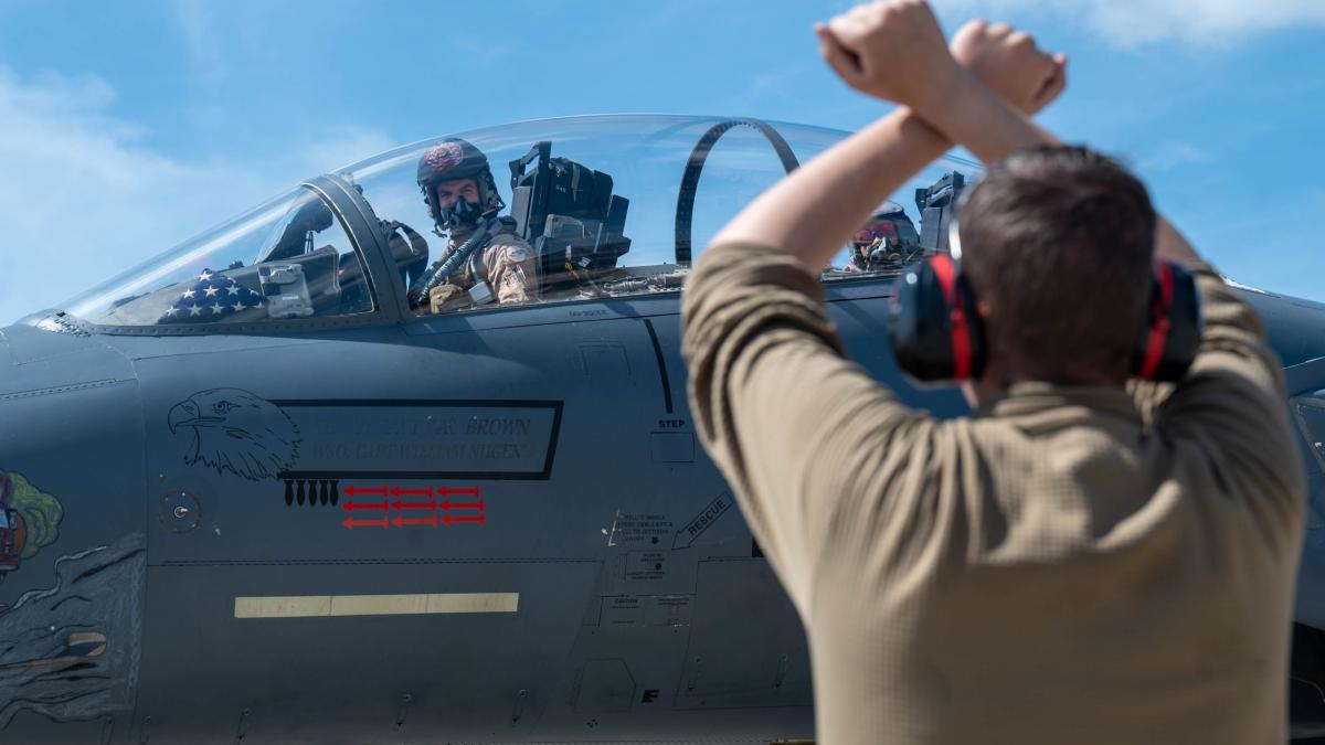Israelul vrea F-15 pentru Egipt: Blocaj armament China în Orient
