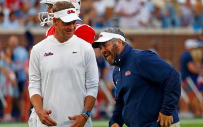 Kiffin îl întreabă pe Golding: „Suntem gata de Gainesville?”