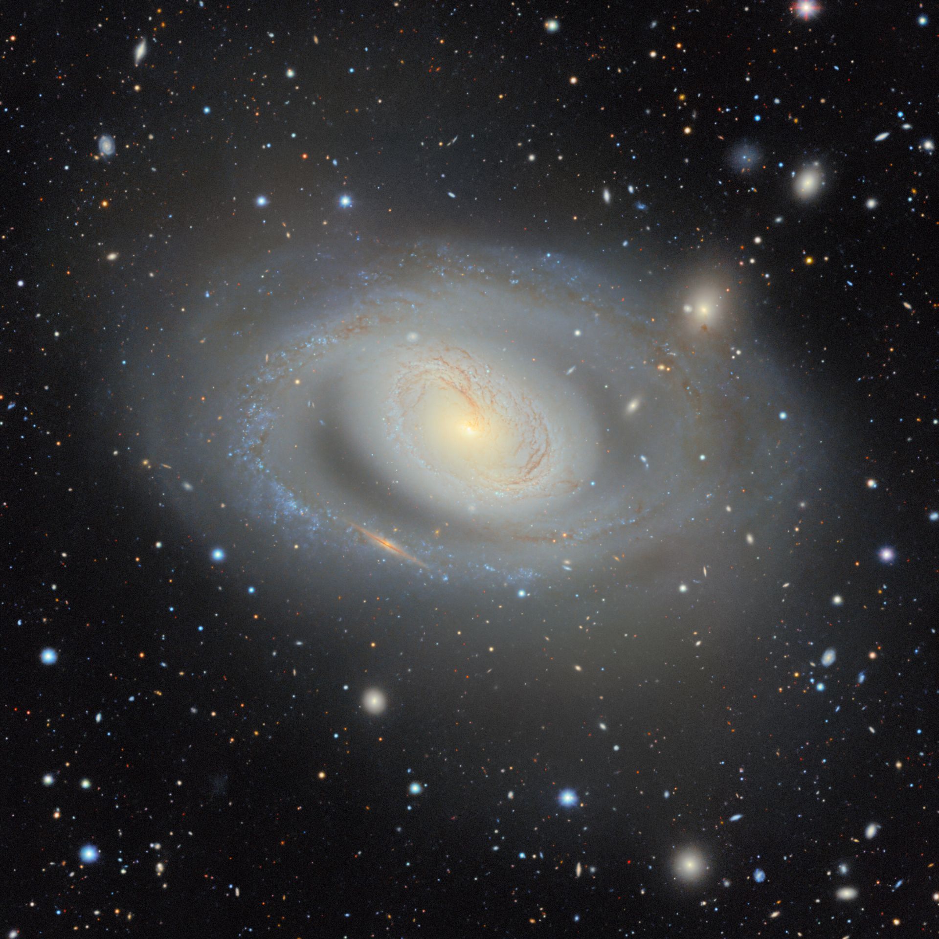 Gigantică hartă cosmică: 5.6 trilioane pixeli, 4 miliarde obiecte