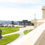 Muzeul Maryhill din Washington, decorat de Nicușor Dan