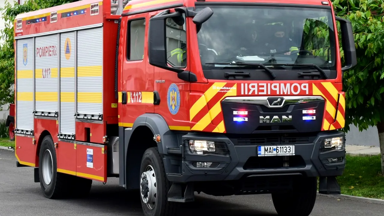 Caraș-Severin: Zeci de hectare mistuite de flăcări