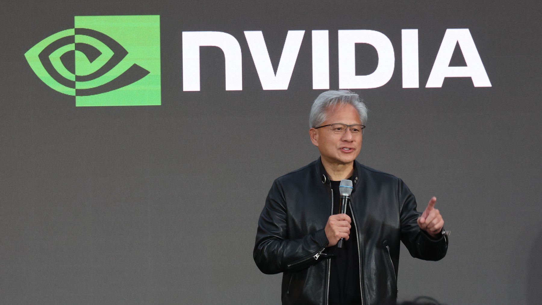 Nvidia anunță AGI: Șeful companiei, afirmație uimitoare