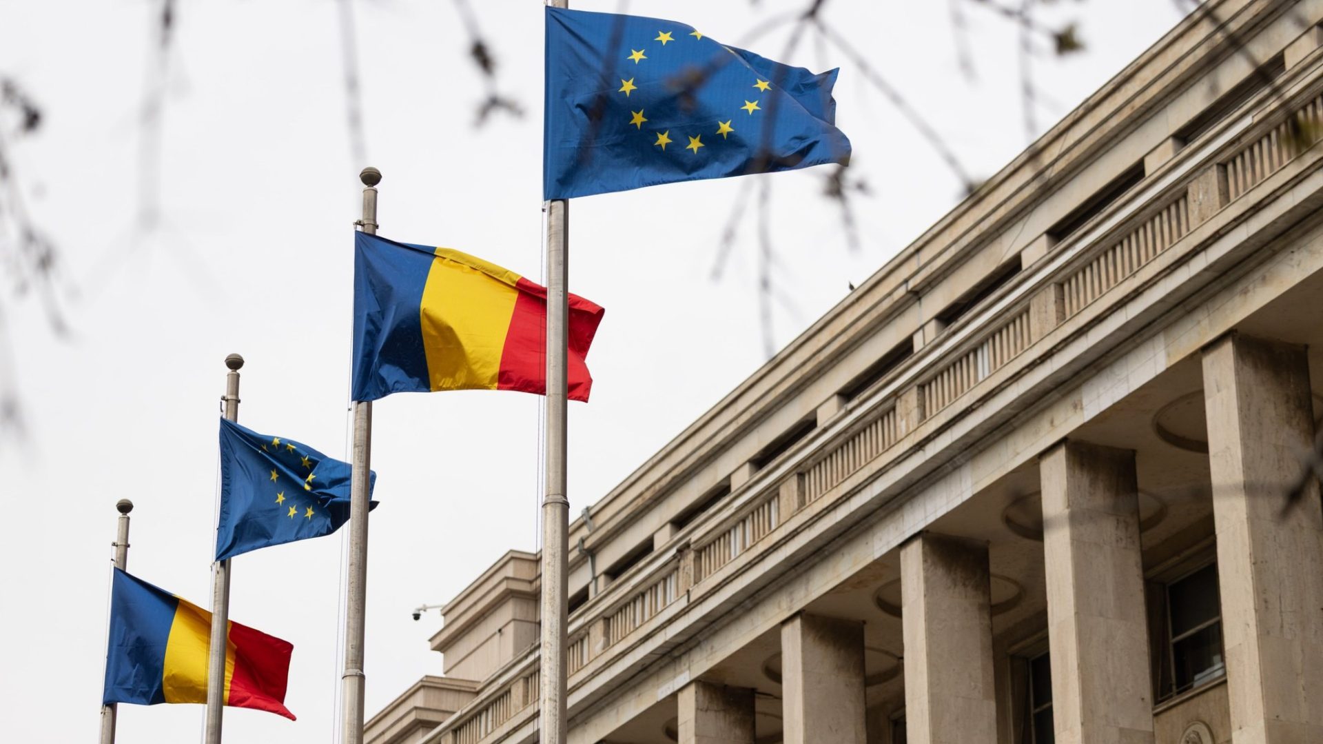 Nicolescu: Comasare primării, bonusuri și 429 de comune, prioritare