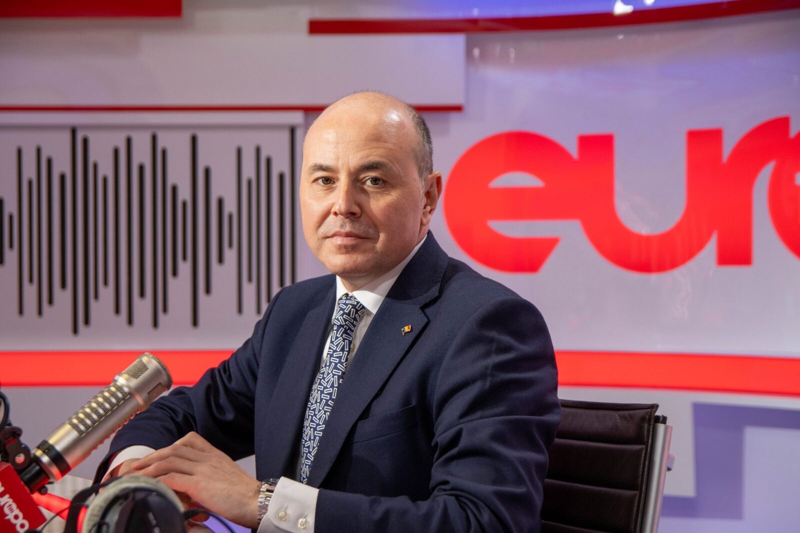 PNL renunță la Cotroceni. Grindeanu, depășit de Mureșan